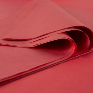 feuille-papier-de-soie-rouge-premium-01