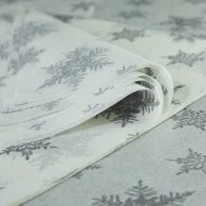 feuille-papier-de-soie-imprime-seasons-pearl-silver-snowflakes-01